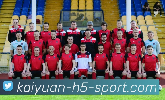 特朗普白宫新风尚与C罗合影高调挂墙引发热议